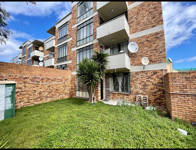 2 BEDROOM APARTMENT FOR SALE IN HEATHFIELD